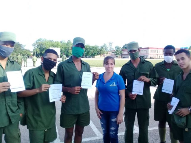 Trabajo con las unidades militares de las FAR en Joven Club Santiago de Cuba.- #RevistaTino