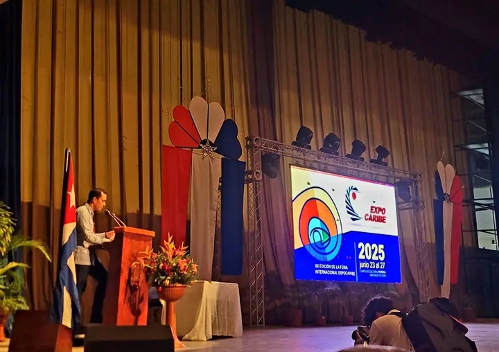 Fig. 1. Momento inicial de ExpoCaribe 2025. #RevistaTino